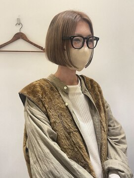 ヌークバイラヴェスト 四日市(neuk by lovest) ボブ×ミルクティーベージュ