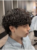 マッシュウルフラウンド前下がり波巻きスパイラルパーマ渋谷