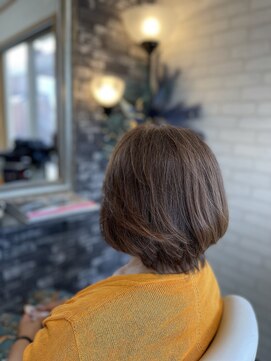 サロネ ディ ルッソ シトミーレ(salone di lusso シトミーレ) エアリーボブ