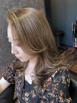 ロックス ヘアー ギャラリー(Rocks hair gallery) シアーグレージュベージュ×透け感ハイライト