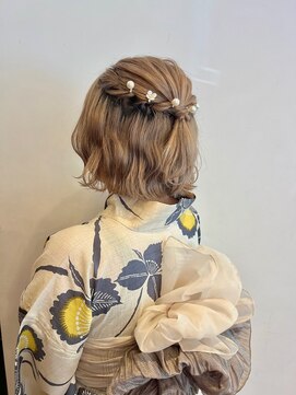 レナークイスト(LENAHC ist) ふわふわハーフアップ×兵児帯アレンジ