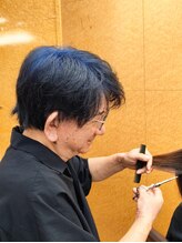 エムスリーヘア アイワイ 幕張店(Mlll HAIR IY) TATHIGAYA