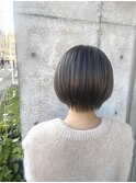 丸みショート／オリーブグレージュ