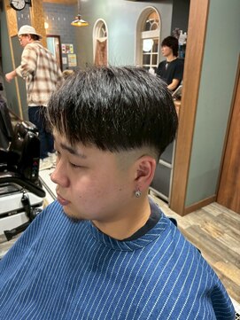 スタンドバーバー 柏(STAND BARBER) MEN’S HAIR/サーフカール/刈り上げセンターパート/柏