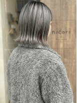 ニコリヘアワークス(nicori hair works)&nbsp;外ハネ×バレイヤージュ×グレー3