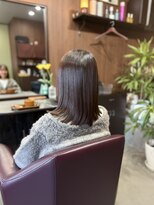 アオイ(Aoi) 髪質改善カラーで叶うツヤツヤミディアムヘア