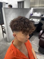 グルーマーズトウキョウ(GROOMER/S TOKYO)&nbsp;スペインカール/フェードカット/メンズパーマ/メンズカット