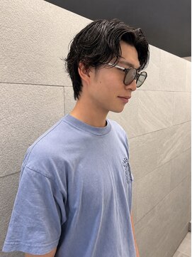 シーサカエ(SHE.sakae) 前回のパーマの残りを活かしたmen's style