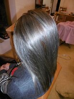 デザインヘアー ピアジェ 橿原店(DESIGN HAIR PIAGET)&nbsp;☆KIRARA外国人風ホワイトハイライトアッシュグレージュカラー☆