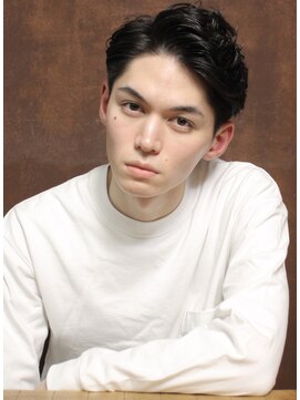 シアンデルカ(CYANDELUCCA) 大人のシチサンツーブロックパーマ