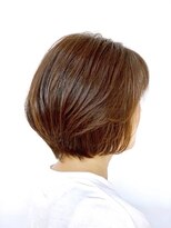 クオリス 上福岡店(QUALIS)&nbsp;大人女性のひし形ショートボブ/ショート/30代40代50代/艶カラー/