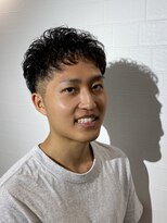 ワイズヘアー ナガサキ(Y's hair nagasaki)&nbsp;ボリュームアゲアゲ！！強ウェーブのツーブロックヘア