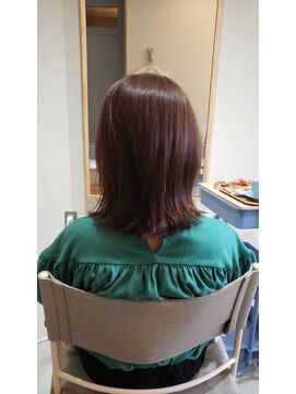 リト(Lit) 【大人可愛い】外ハネボブ　艶ボブ　ぱつっとボブ　切りっぱなし