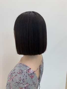 ビーヒアナウ N゜03 金沢駅西店(BE HERE NOW) 【bob/切りっぱなし/ストレートパーマ/縮毛矯正】