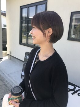 ホーム(Home)の写真/細部にこだわるカットで再現性◎フェイスラインをスッキリ見せ,360度どこからみても美しいシルエットに♪