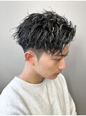 アップバング短髪ツイストスパイラルブリーチパーマツイスパ