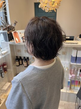 イト リトルヘアガーデン(ito. little hair garden) 癖毛活かしパーマ風ボブ