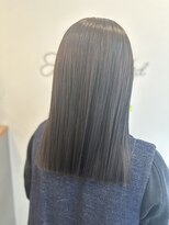 サロン ハリウッド(Salon Hollywood) くすみカラー