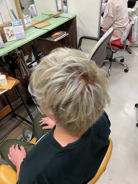 ヘアースペース 練馬店(hair space COCO) ホワイトハイライト