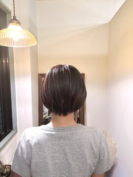 ヘアーラウンジ ディタ(Hair Lounge Dita) 大人ショート