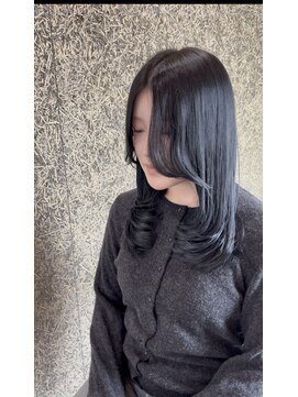 エムスリー ソリス(EMU THREE SOLIS) レイヤーカット