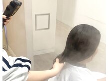ヘアアンドメイク 心座(hair&make)の雰囲気（お客様の髪をより綺麗にとの想いからミストでの施術#ケアサロン）