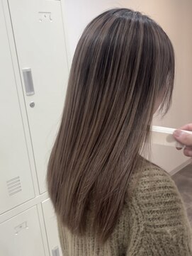 ソソ(soso.) 【バレイヤージュ】ミルクティーベージュ