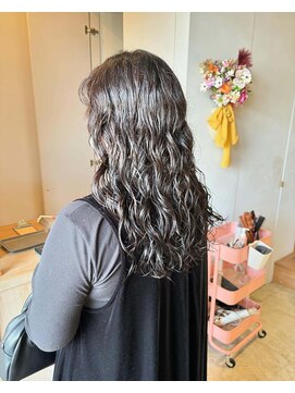 プティリュ(PetitLieu) くるくるパーマ