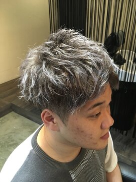 バーバー スタジオ ラフテル(Barber Studio RAFTEL) 2ブロックマッシュ