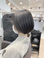 ジエクト ヴィシア(The Ect VIXIA)&nbsp;ワンサイドボブ×アッシュグレージュ×20代30代40代オススメ