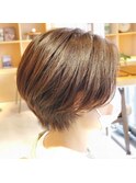 耳掛けスッキリショートボブ