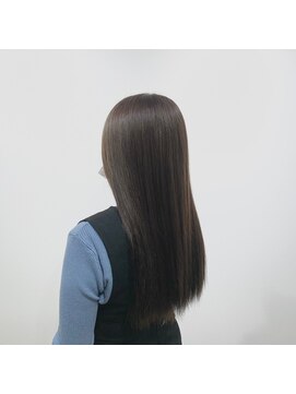 フロート 小阪店(float) 艶カラー　ヌナボブ チャンモリ ボブルフ