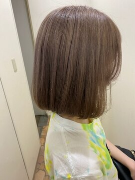 ネイトル(naitre) つやつや柔らかミルクティ