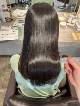 スティルエレ(STILL ere) 《美髪ストレート》