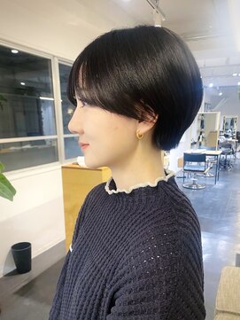 アンク(ank) ハンサムショート/大人可愛い/20代/30代/40代/前髪長め暗髪