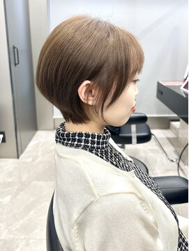 メモリーズ 表参道(Memories) 大人かわいい小顔ショートショートヘア30代40代50代白髪ぼかし