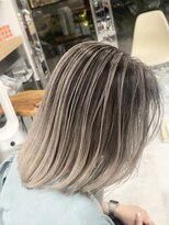 レディアル 大宮(REDEAL ope.)&nbsp;白髪ぼかしバレイヤージュ/大人女性バレイヤージュ