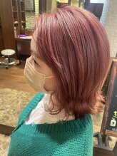 【カット・カラー】ヘアカラーとヘアスタイルのバランスを考慮した、より魅力的な髪型が手に入る☆