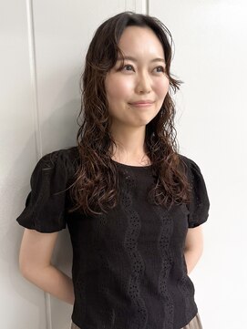 ジュリエッタ(giulietta) ロングパーマ ウエーブヘア