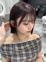 リュール バイ ヘッドライト 北千住店(lueur by HEADLIGHT)&nbsp;北千住/ワインレッドカラー/切りっぱなしボブ/透明感カラー