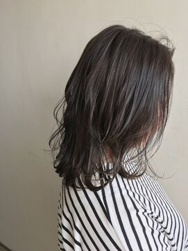 スヴァーゴ ヘアー svago hair セミディボブ