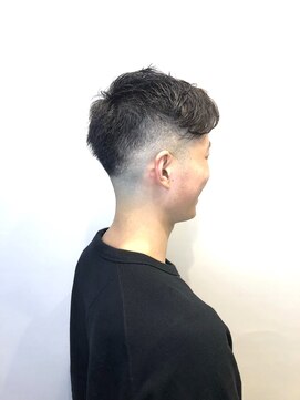 アヤナ バイ アヤラ(ayana by ayala) フェードカット〈浦安 美容室〉