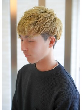 ムゥフ ヘアーアンドアイラッシュ(mouf hair&eyelash) マッシュショートパーマ