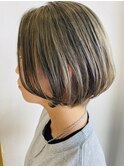ショートボブ