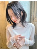 《kitin吉祥寺》 耳かけタイトなレイヤーカットくびれヘア