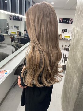 キング 枚方店(K!ng) 【枚方、高槻、梅田】ブラウンベージュ