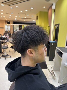 ケリーズグリーン(Kelly's Green) ツイスト