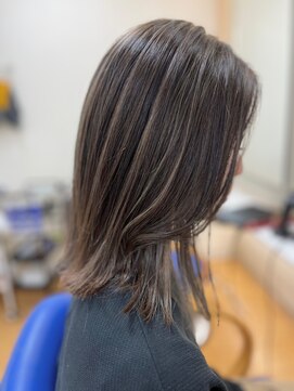 美容室 ルミネ ハイライトカラー