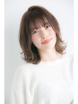 エトワ(Et toi) 大人可愛いレイヤーカットデザインカラー