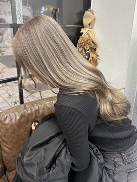 ブレス(bless) グレージュ/グレーベージュ